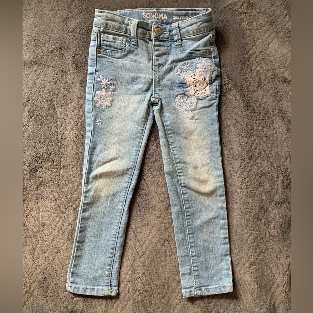 Girls jeans size 4